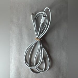 5 ft USB-C to lightning charging cable Used And Tested To Work